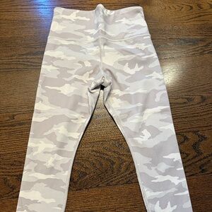 ATHLETA Elation 7/8 Tight full length grey camo leggings